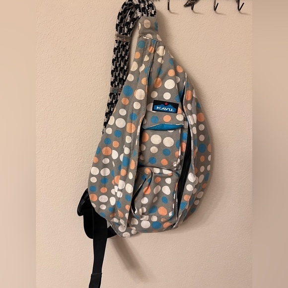 Kavu Handbags - KAVU Padded Rope Sling Crossbody Polka Dot Bag. Tote, carry-all, purse